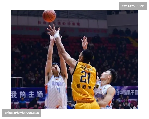 人末节爆发逆转胜，或成赛季新趋势与竞争利器